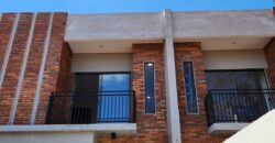 Duplex en venta  Laurenty – Luque