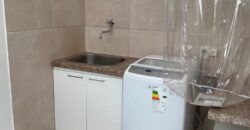 Alquilo tríplex en barrio Mburukuya