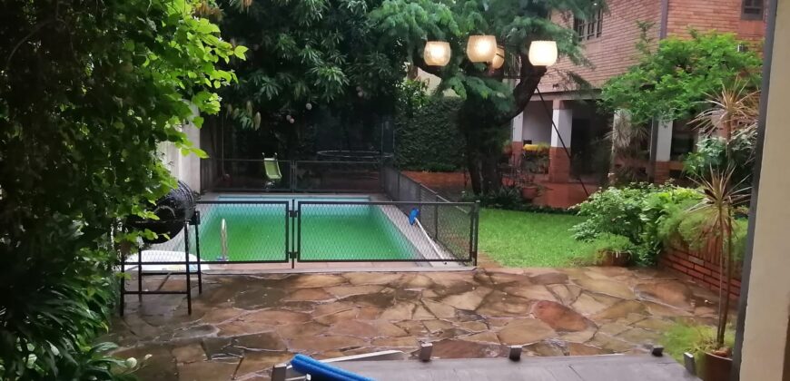 Alquilo Propiedad sobre avenida Sacramento