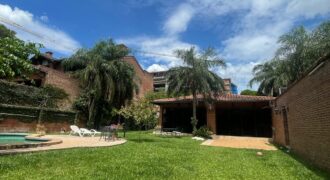 VENDO PROPIEDAD EN ESQUINA SOBRE MOLAS LOPEZ