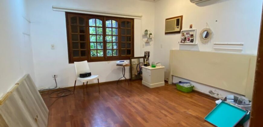 VENDO PROPIEDAD EN ESQUINA SOBRE MOLAS LOPEZ