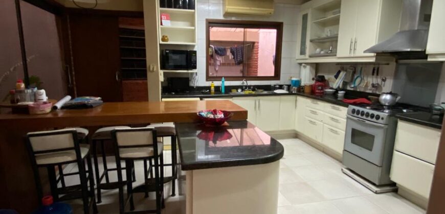 VENDO PROPIEDAD EN ESQUINA SOBRE MOLAS LOPEZ