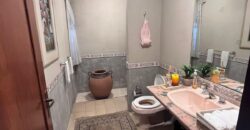 CASA EN VENTA – Barrio Los Laureles