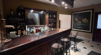 CASA EN VENTA – Barrio Los Laureles