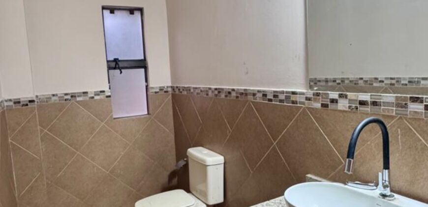 VENDO CASA EN LUQUE .