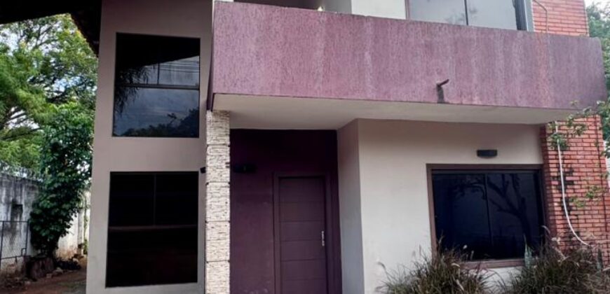 VENDO CASA EN LUQUE .