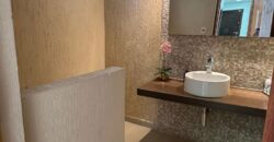 EN VENTA CASA BARRIO LA ENCARNACIÓN – CENTRO