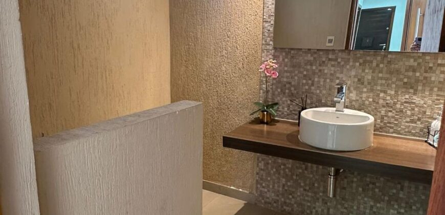 EN VENTA CASA BARRIO LA ENCARNACIÓN – CENTRO