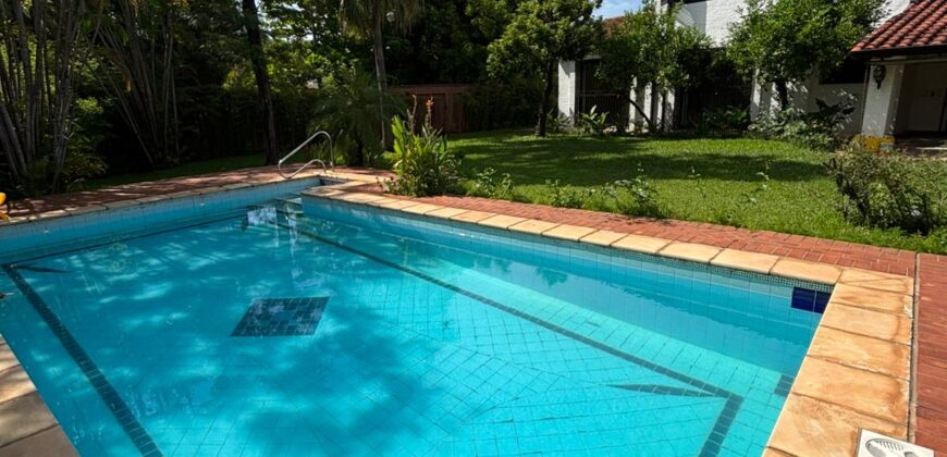 Alquilo Casa Barrio el dorado