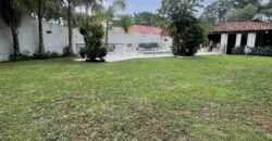 VENDO CASA Barrio Mariscal estigarribia