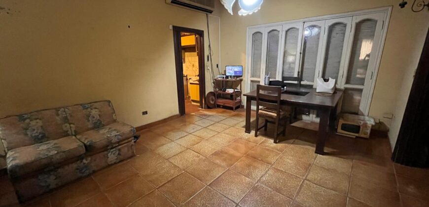 VENDO AMPLIA CASA A REFACCIONAR EN EL BARRIO REPUBLICANO