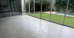 EN VENTA CASA EN BARRIO MBURUCUYA