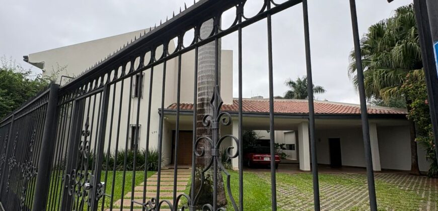 Alquilo Vivienda sin muebles en  Barrio Herrera
