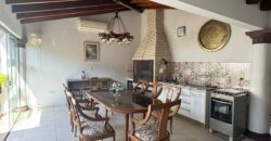 Alquilo Casa Amoblada en sajonia