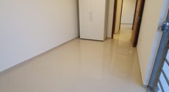 Alquilo duplex en Barrio mburucuya